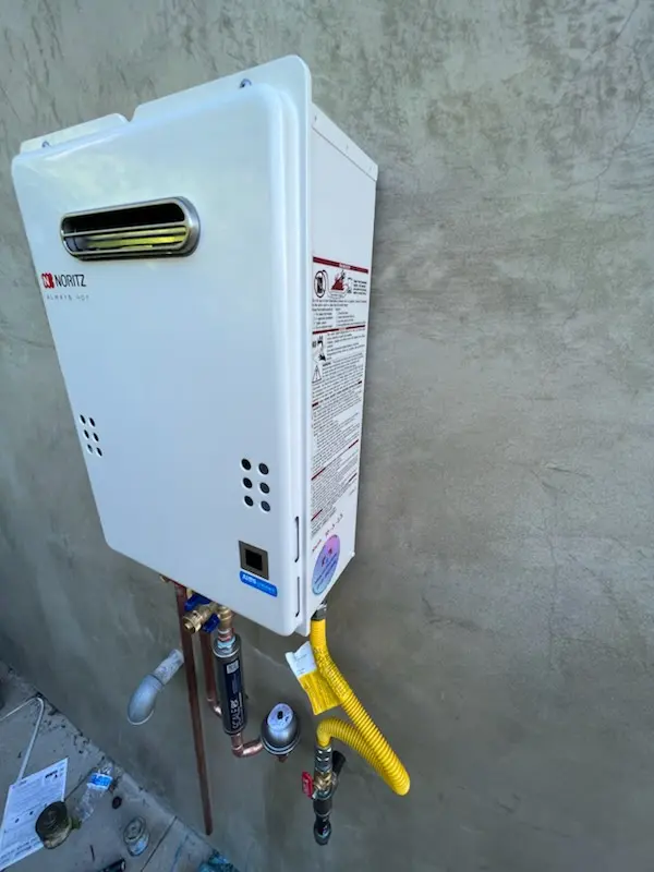 Tankless water heater installation for Old Hollow Estates homes